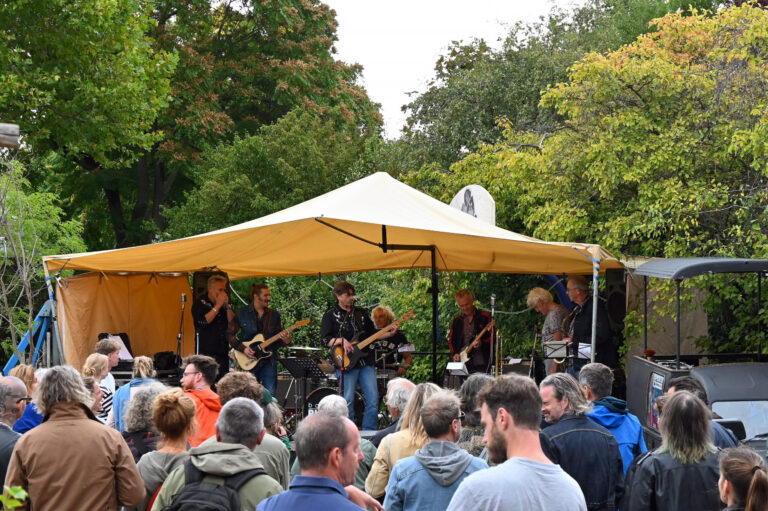 1e Wijkfeest Samen Bottendaal was genieten